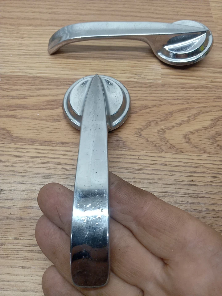 1957 1958 Ford Fairlane 500 Custom 300 внутренних дверных ручек комплект 2 - Изображение 2 из 4