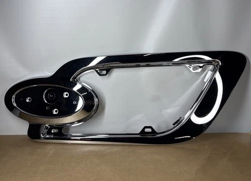 Peterbilt L60-6014R Air Intake Trim Panel OEM