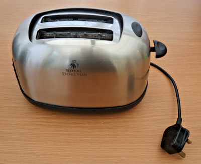 Toaster - Royal Doulton 2x Brotschlitze - Modell RD722