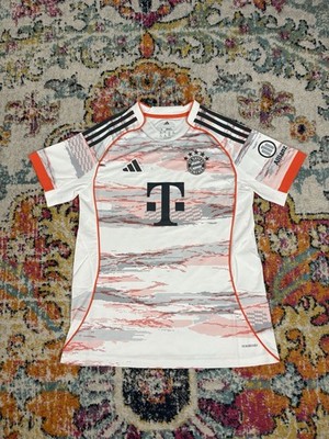 Adidas bayern munich 25/26 away soccer jersey women's Size M