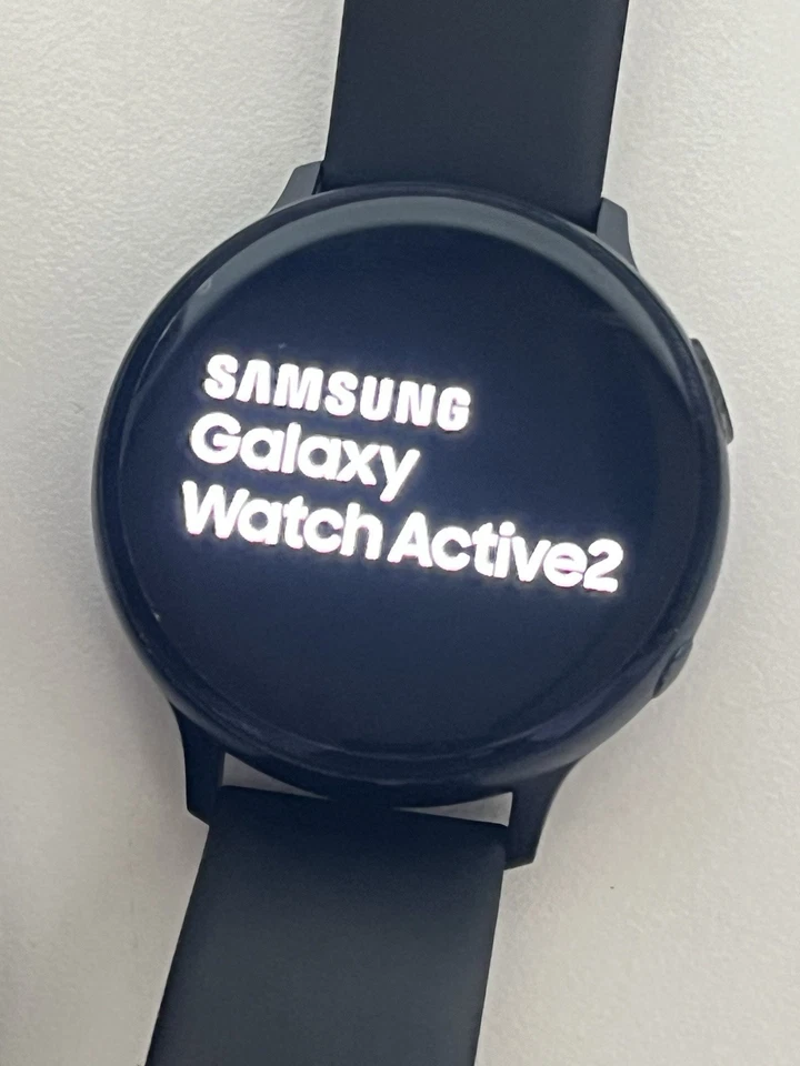 Samsung Galaxy Watch Active 2 (SM-R820) Black - TESTED & WORKING + Original Box - Image 2 of 4