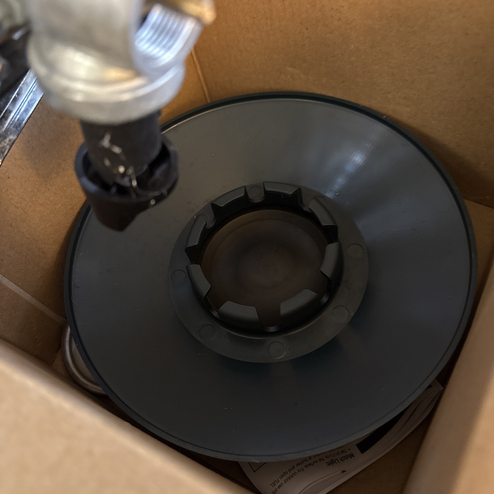 Coleman 1-Burner PerfectFlow Bottle Top Propane Stove 10,000 BTU Camping Outdoor