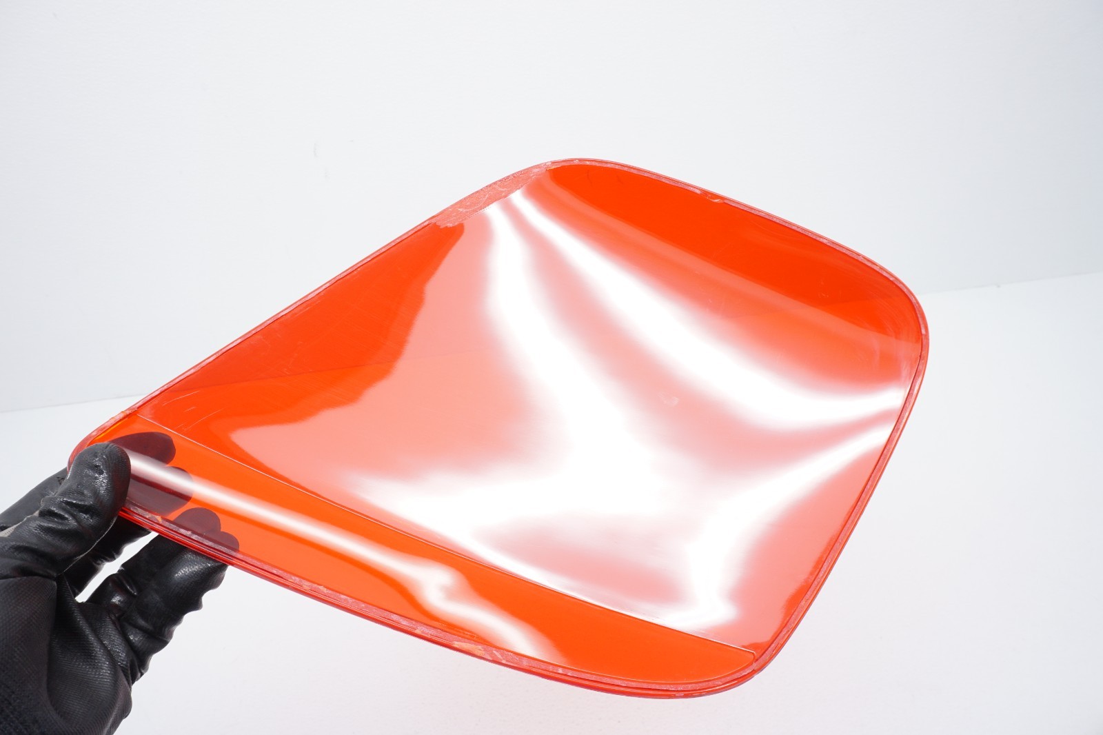 2003 - 2009 BENTLEY CONTINENTAL OEM REAR LEFT LIGHT GLASS (DEFECT)