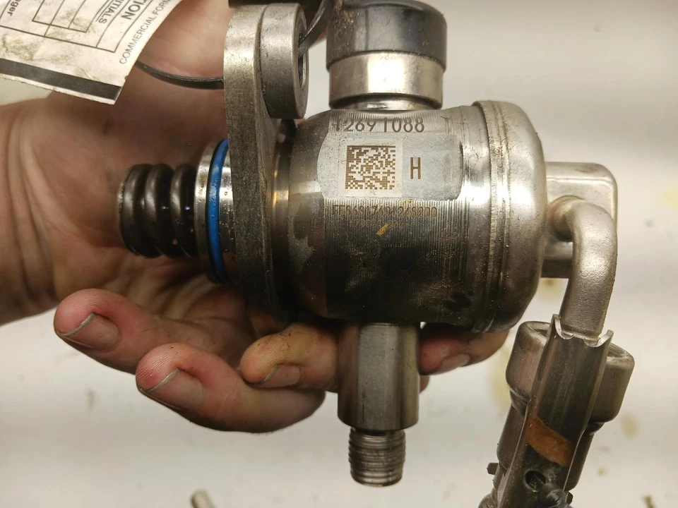 '17-'22 CHEVROLET COLORADO Fuel injection pump 3.6L OEM 6 Month Wnty! - Image 2 of 4