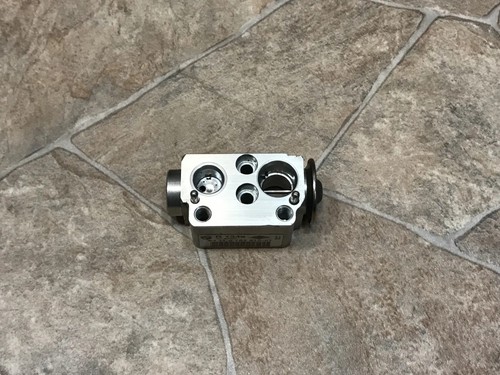 BMW 3 E90 A/C Conditioner Expansion Valve 9182512 2.00 Diesel 120kw 17418144