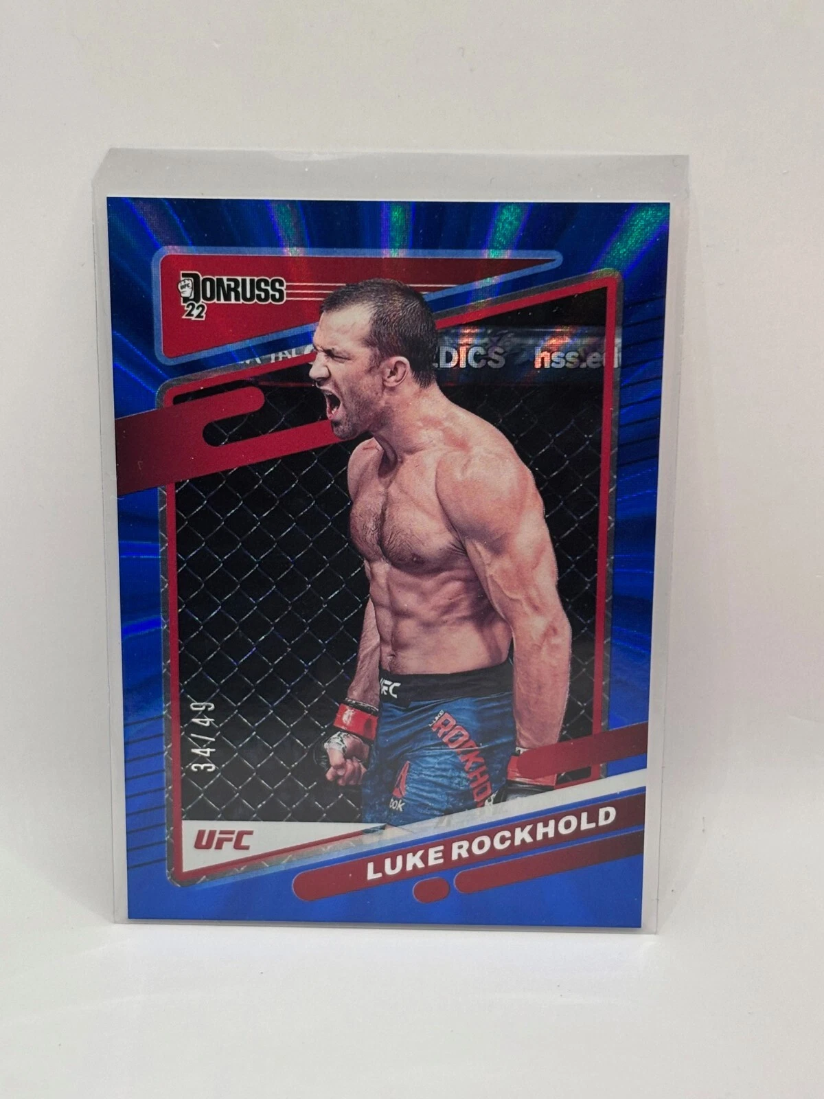 2022 Donruss UFC Holo Blue Laser /49 Luke Rockhold #102