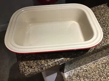 Le Creuset Stoneware Open Rectangular RED BakingDish/Server NEW 12”X9”