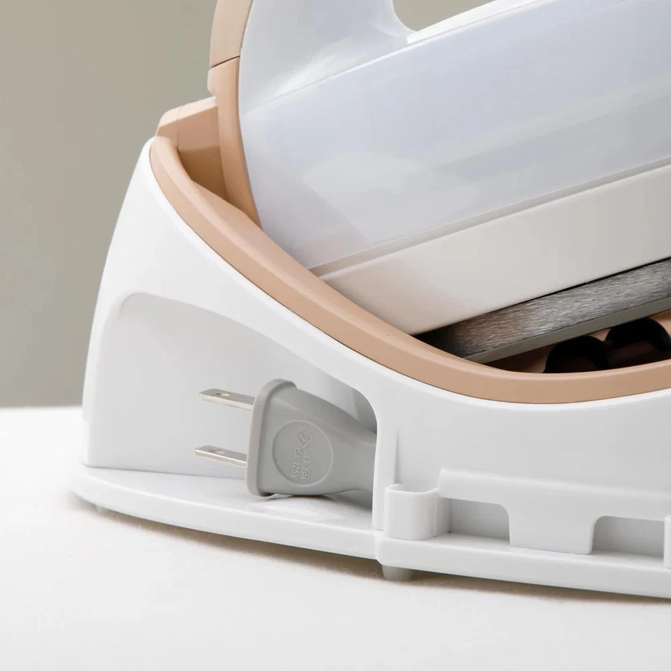 松下无绳蒸汽熨斗全新! 免费送货! — 第 4/4 张图片