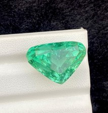 23.70Ct Natural cut heated kunzite trillionshape loose Gemstone From Afghanistan