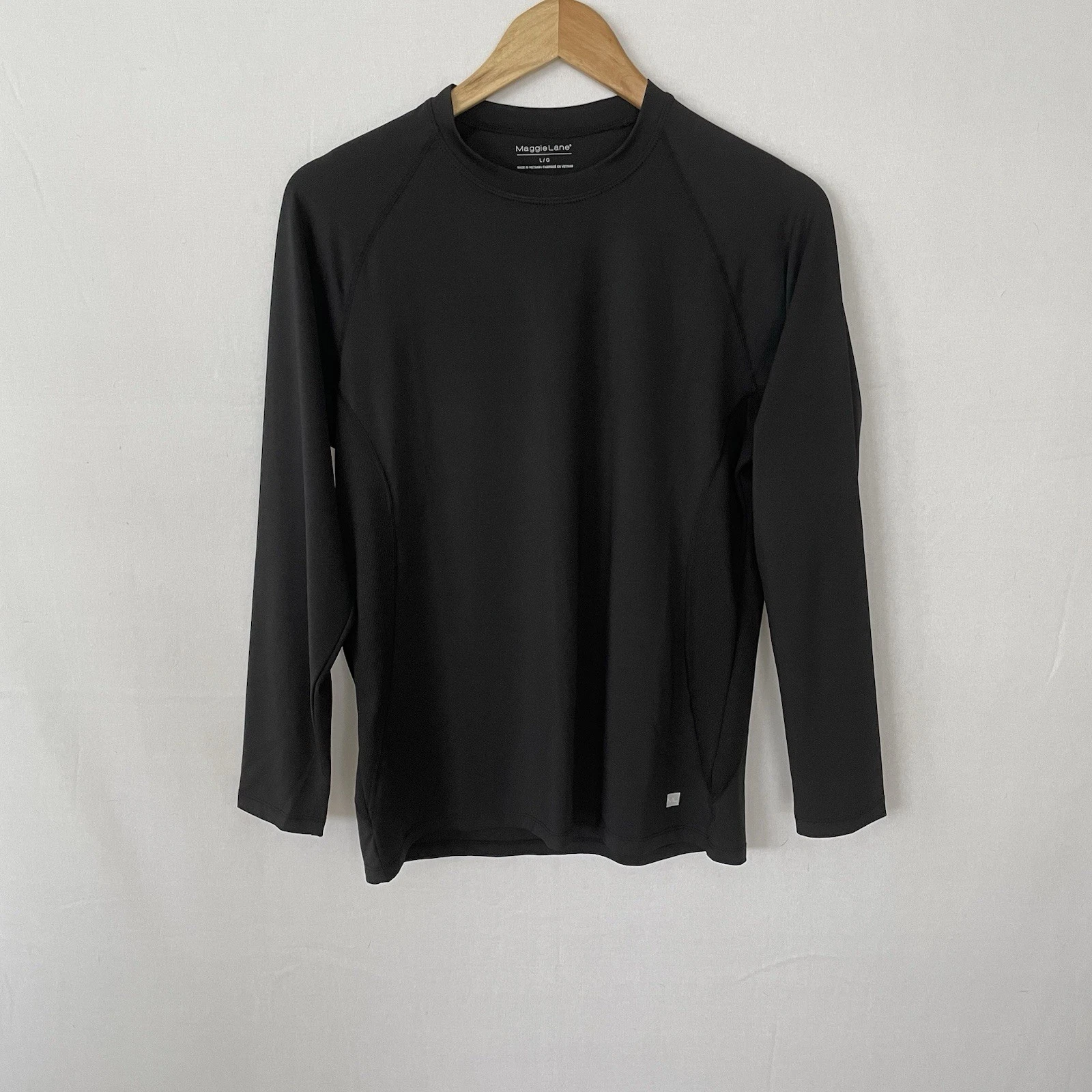 MAGGIE LANE Women’s Size Large Base Layer Long Sleeve Crew Neck Golf Top