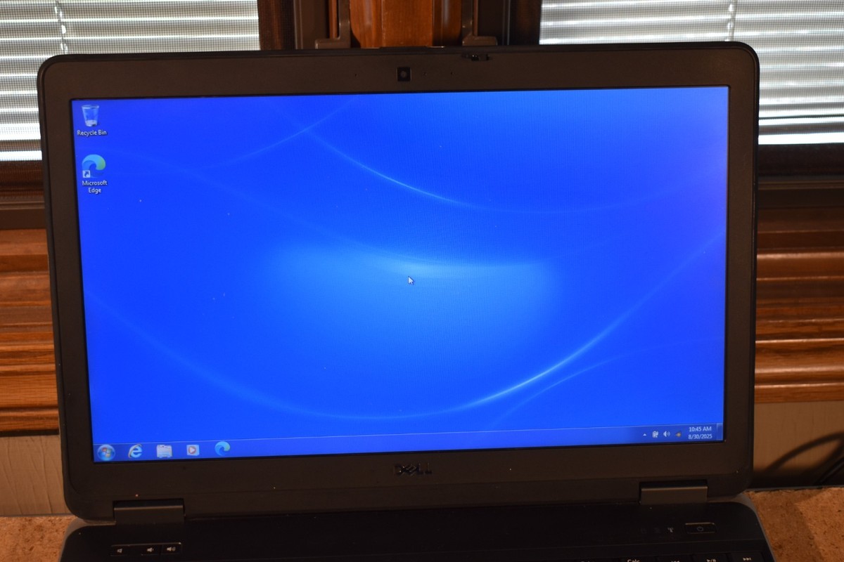 Dell Latitude E6540 Intel Core i5-4310M 8GB 500GB Windows 7 Pro 64