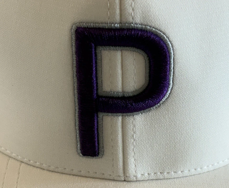 Sombrero de golf exclusivo Puma Farmers Insurance Tour muestra PGA Yupoong Vietnam púrpura Foto 2 de 4