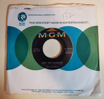 Gentrys   KEEP ON DANCING  (GREAT ROCK N ROLL 45) #13379 PLAYS VG+ TO VG++
