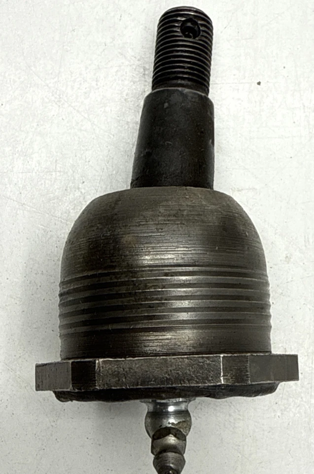 NOS GM 5675807 Lower Ball Joint 1961 1962 Buick Electra Invicta Lesabre - Image 2 of 4