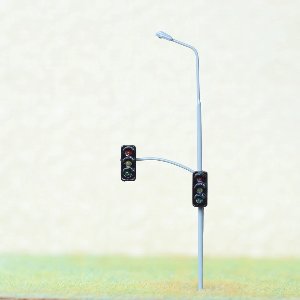 2 x HO / OO scale model railroad traffic signal combined street light #cor2TB - Image 2 of 4