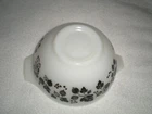 Pyrex Gooseberry Cinderella Bowl 1 1/2 pt. #441 Black & White