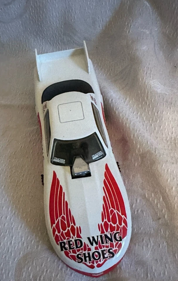 Pat Austin Action Red Wing Shoes Funny Car 1:24 Diecast - Image 2 of 4