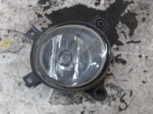 Nebelscheinwerfer rechts vorne Audi A4 Avant 8E, B7  P19599089