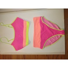Woman's 2 piece Swim Suit, Size M