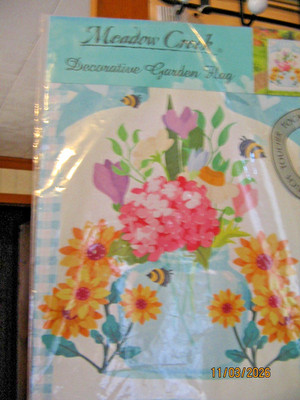 Meadow Creek Garden Flag, 18'' x 12 Flowers & Bees New