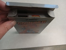 NES The Goonies 2 CIB Complete Nice Box!! Great Condition!!