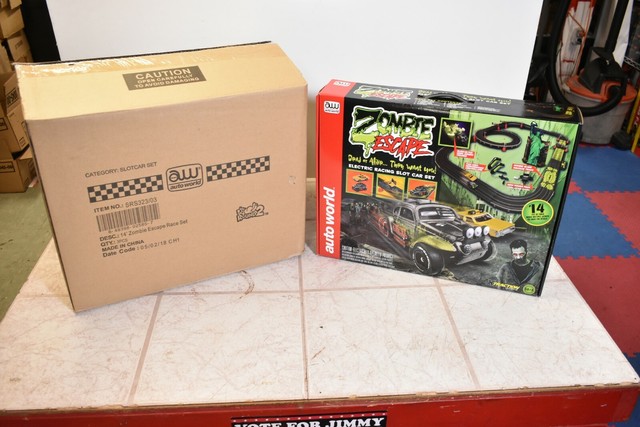 auto world dukes of hazzard race set