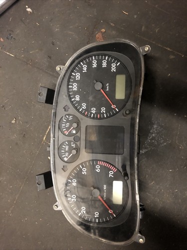 Tacho Kombiinstrument VW Polo 6N  5392326600