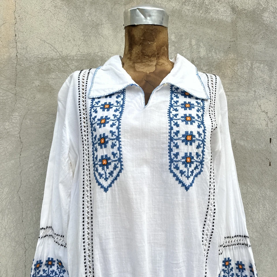 Vintage 1930s Romanian Folk Dress White Linen Blue Floral Hand Embroidered 1920s - Image 2 of 4