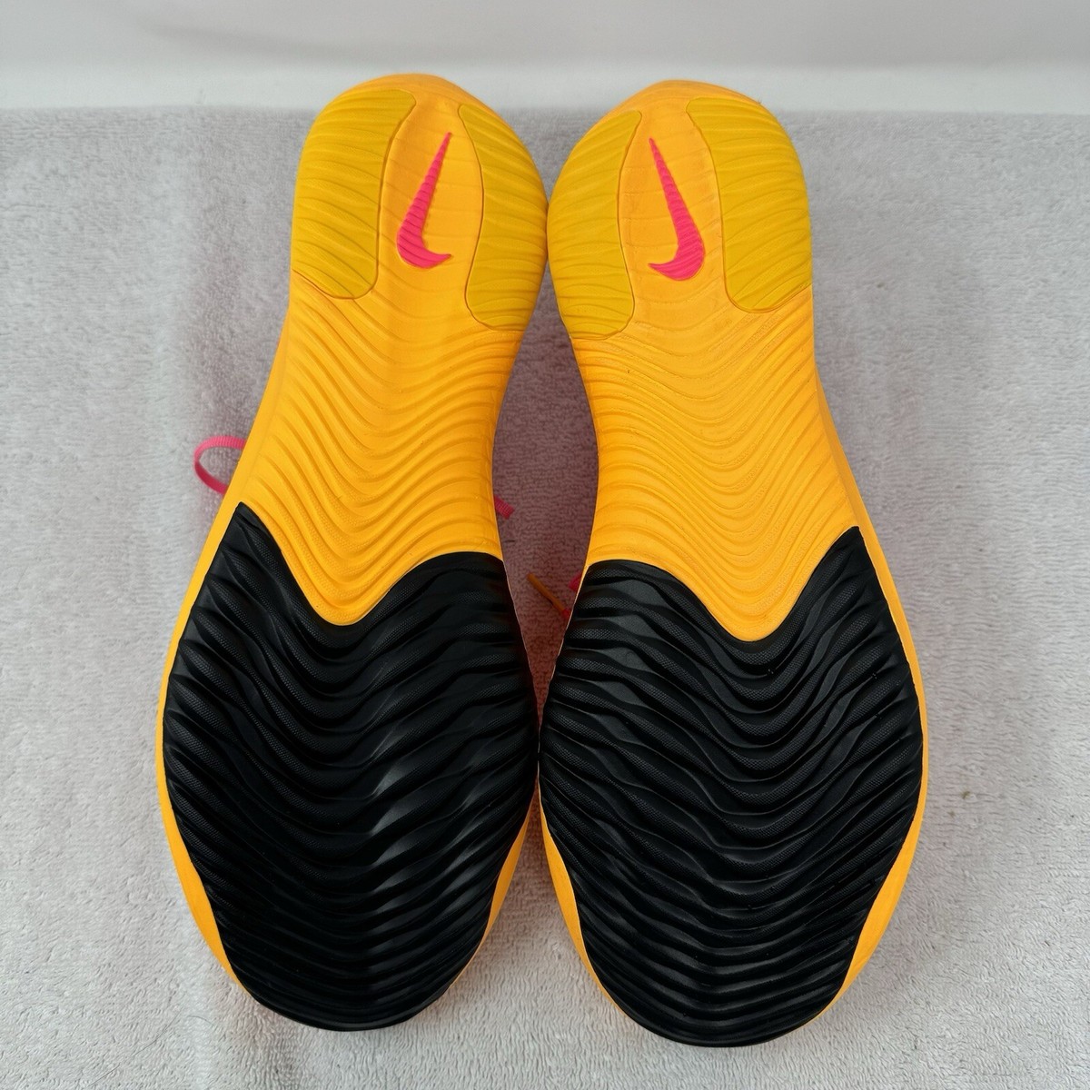 Nike ZoomX Streakfly Men's Size 11.5 Running Shoes Pink Nike ZoomX Streakfly Men's Size 11.5 Running Shoes Pink