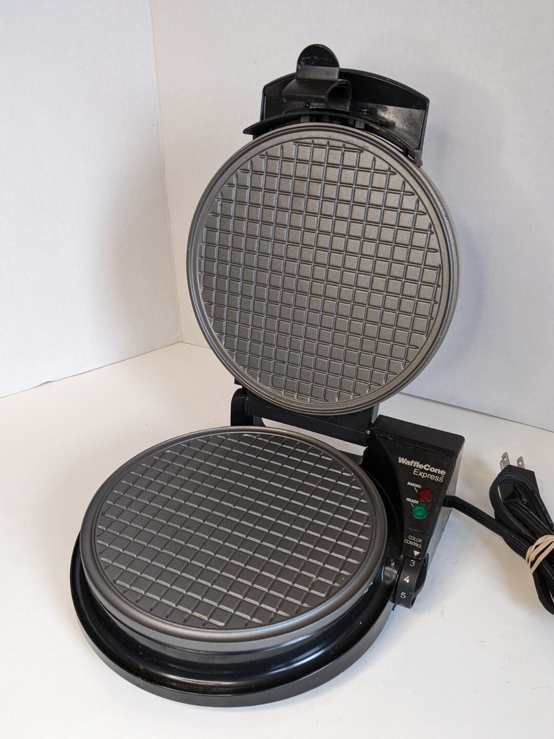 chef's choice waffle maker