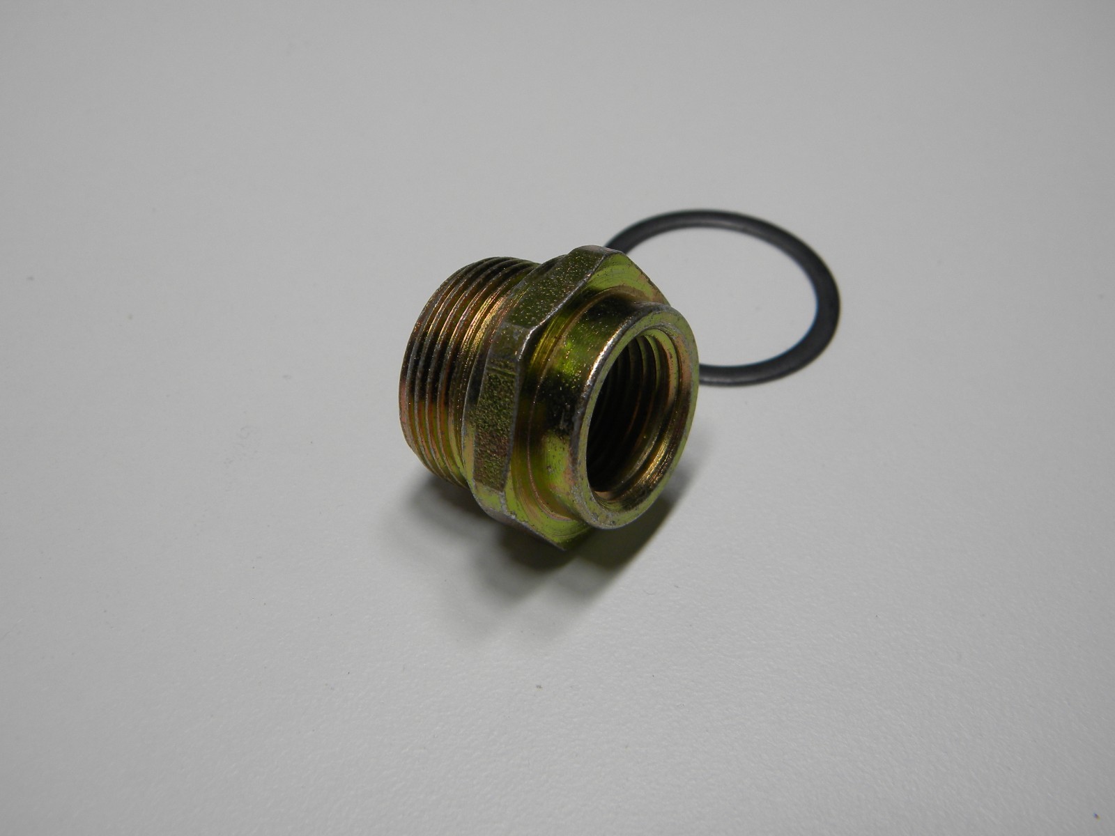 Genuine Holley 2626 Fuel Bowl Inlet Fitting 3/8" Tube 5/8 Inverted