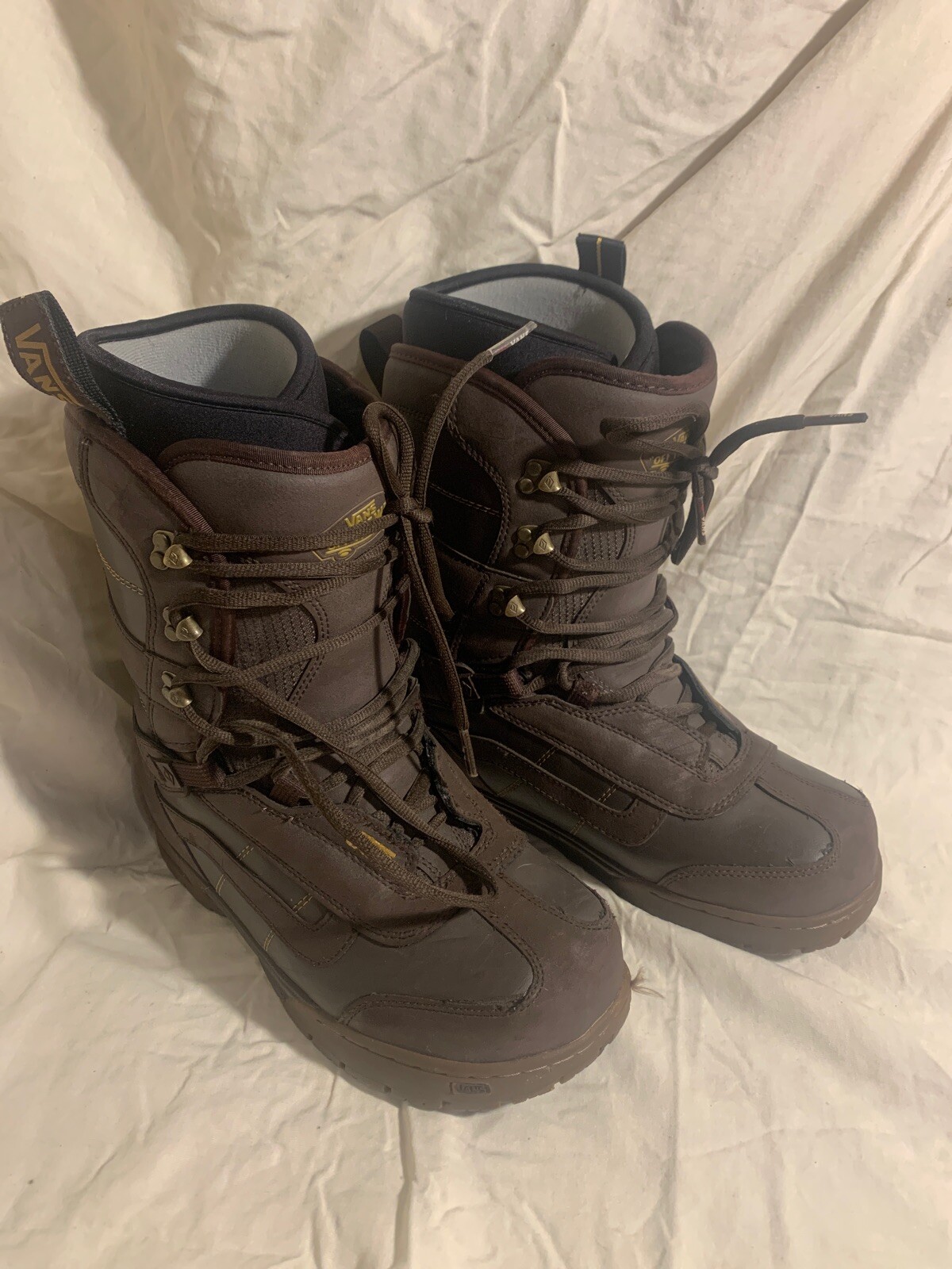 vans off the wall snowboard boots