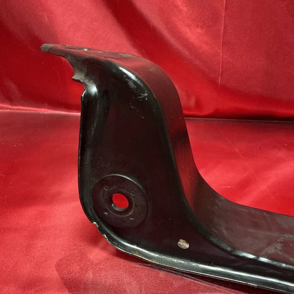 ☑️ Soporte de varilla de tensión 90-96 Nissan 300zx Z32 OEM LH montaje lateral izquierdo del conductor Foto 3 de 4