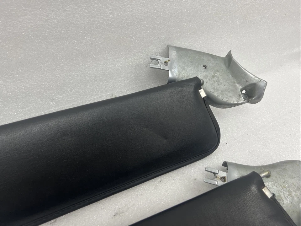 Ford Galaxie 500 1969 parasol y soportes cromados - juego de dos LH RH Foto 3 de 4