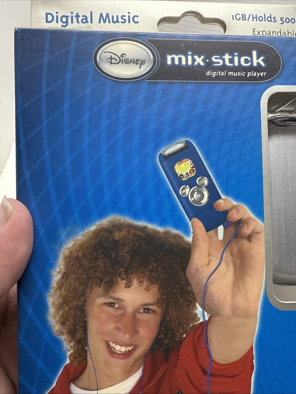 Disney Mix Stick Digital Music MP3 WMA Player 2008 Holds 500 song 1GB NEW Blue