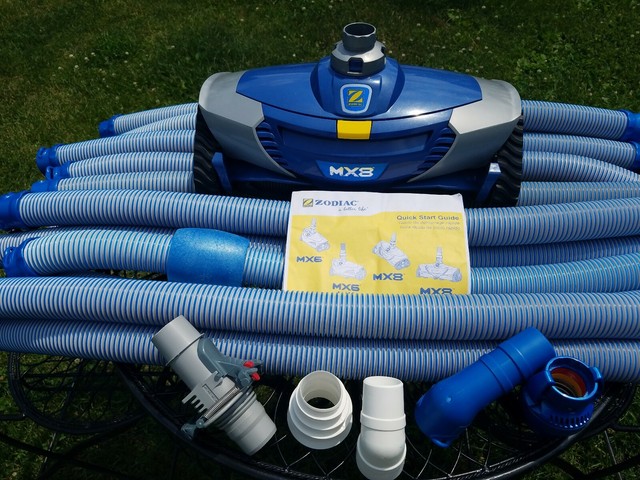 pool vacuum mx8