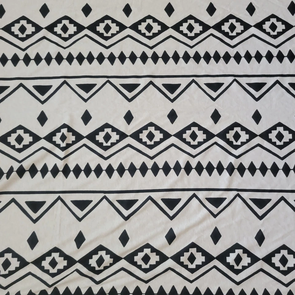 Vintage JBJ Fabrics INC  Boho Geometric Knit Fabric 1.47 Yds x 68" Pc Remnant - Image 2 of 4