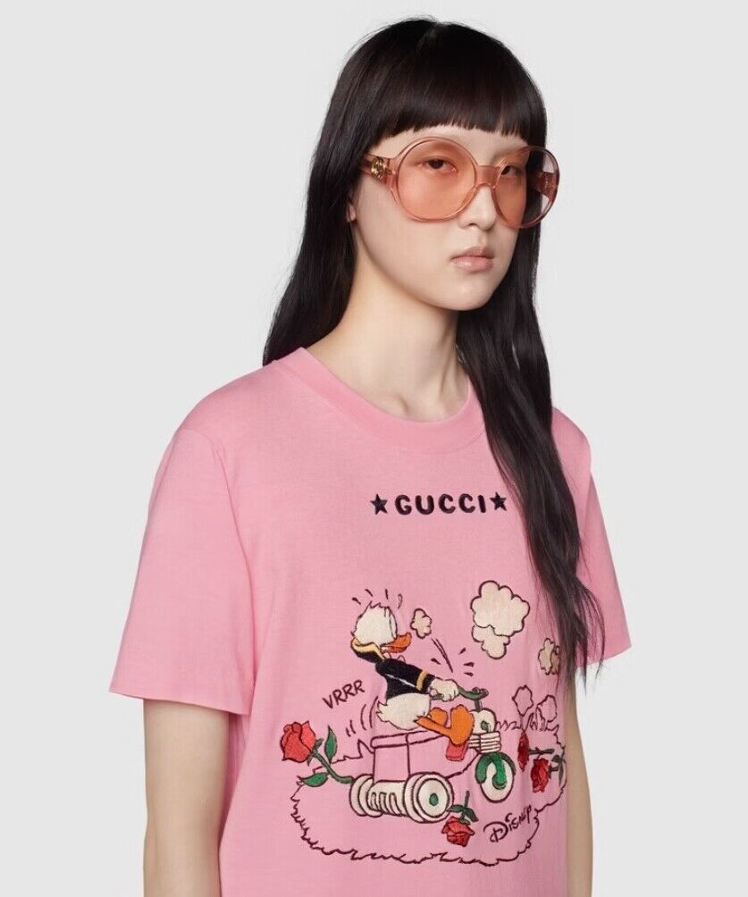 GUCCI NEW Donald Duck Disney X Gucci Pink T-Shirt Size S | eBay GUCCI NEW Donald Duck Disney X Gucci Pink T-Shirt Size S | eBay