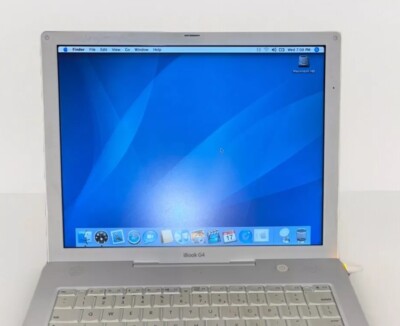 Apple iBook 14.1'' Laptop - Model A1055 late 2003