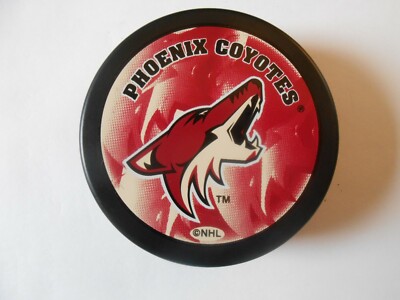 Phoenix Coyotes puck - Shadow version of real coyote head logo - In Glas Co slug
