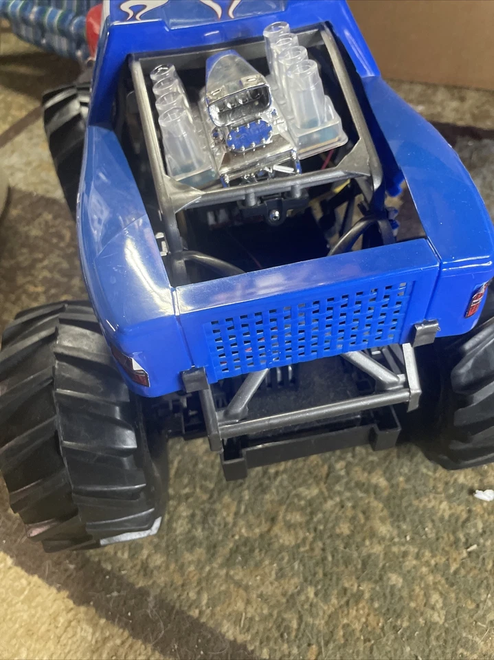 BIG FOOT MONSTER TRUCK 全新 BRIGHT 遥控遥控零件 履带式建造 — 第 4/4 张图片