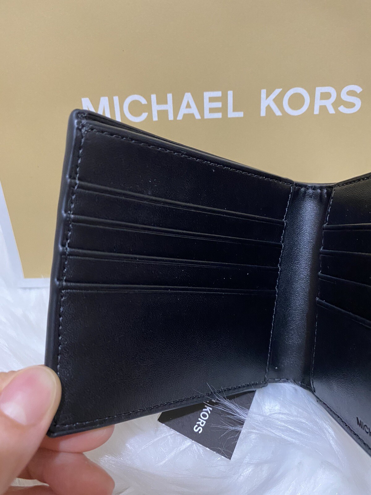 NWT 8200 Authentic MICHAEL KORS Men Double Billfold Wallet BROWN 