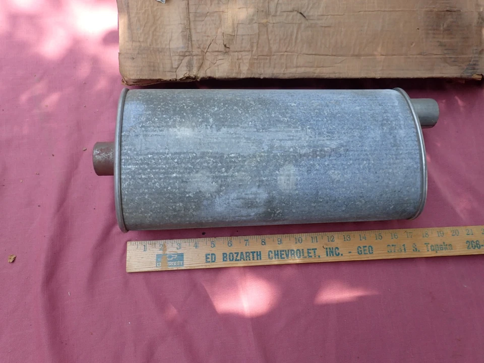 Silenciador Cadillac 1958, ¡nuevo en stock! 1468757 Foto 2 de 4