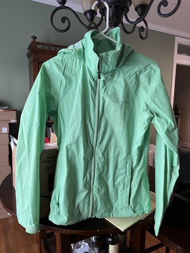 columbia light green jacket