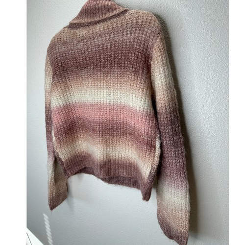 a. peach Cream Peach & Muted Red Striped Turtleneck Crop Sweater S - Picture 6 of 12