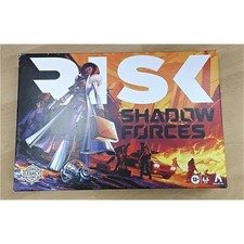 Risiko: Schattenkräfte Strategie Brettspiel