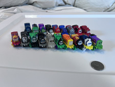 Fisher-Price Thomas Friends MINIS Train Engines, 19 in lot DC comics mixed set