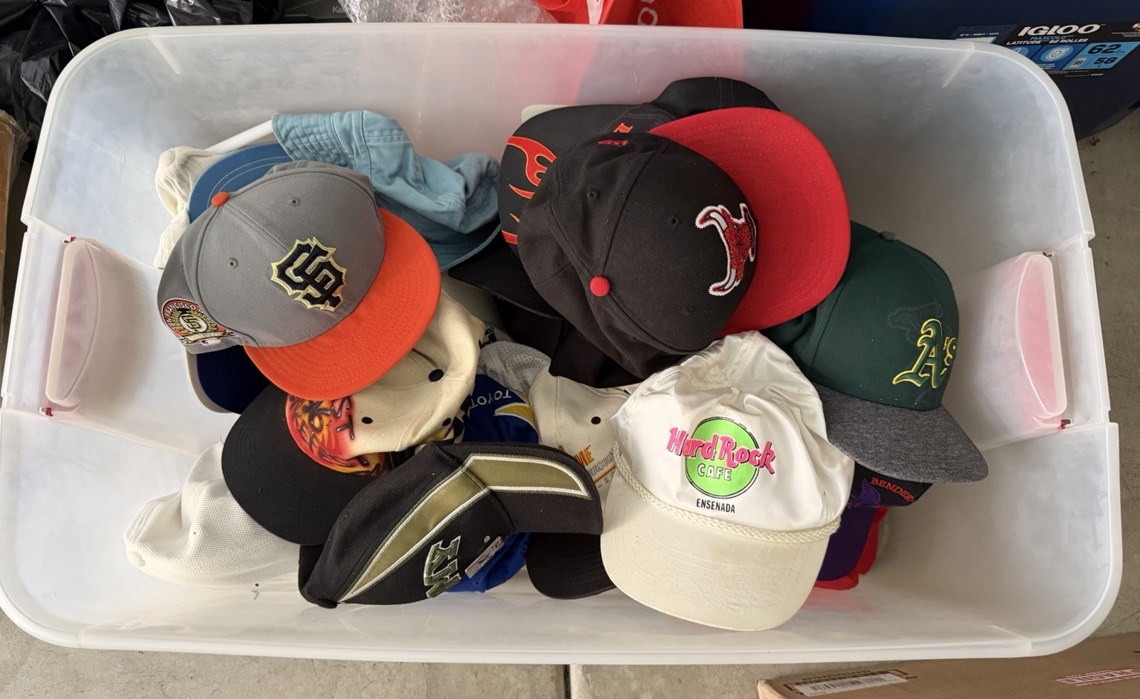 Huge Vintage Baseball Hat Cap Lot 50 Snapback Fitted Trucker Sports MLB