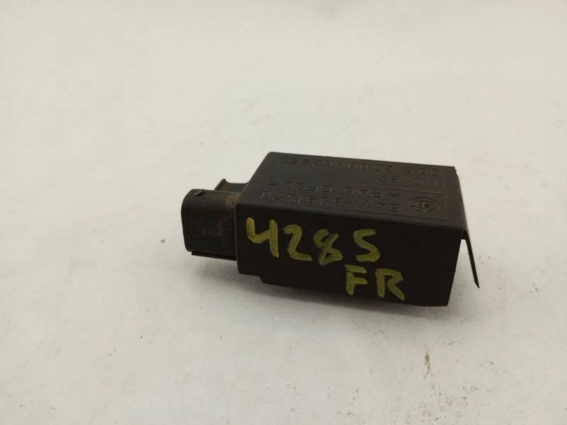 BMW 330Ci E46 Coupe Auxiliary Fan Relay Sensor Fits 2001-2006 - Image 4 of 4