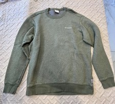Columbia Men's Hart Mountain II Crew sweatshirt in a green heather color, Large